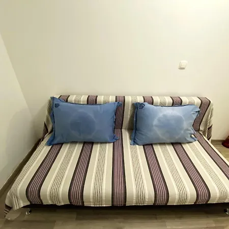 Modern In / 45 M² / Stunning Sea View Апартаменты