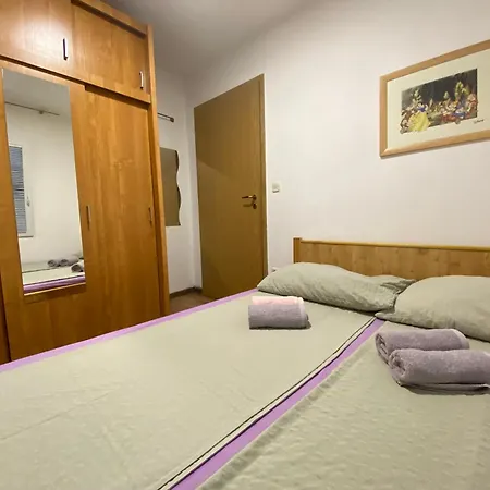 Modern In / 45 M² / Stunning Sea View Apartmán *