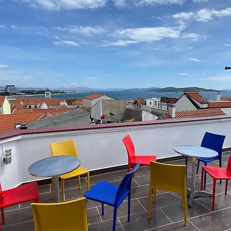 Modern In / 45 M² / Stunning Sea View Apartmán