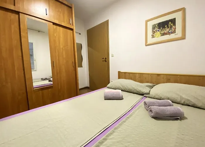 Modern In / 45 M² / Stunning Sea View Водице